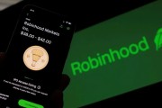 延边“接盘侠”没了？标普500指数季调维持成分股不变，Robinhood、Applovin应声大跌